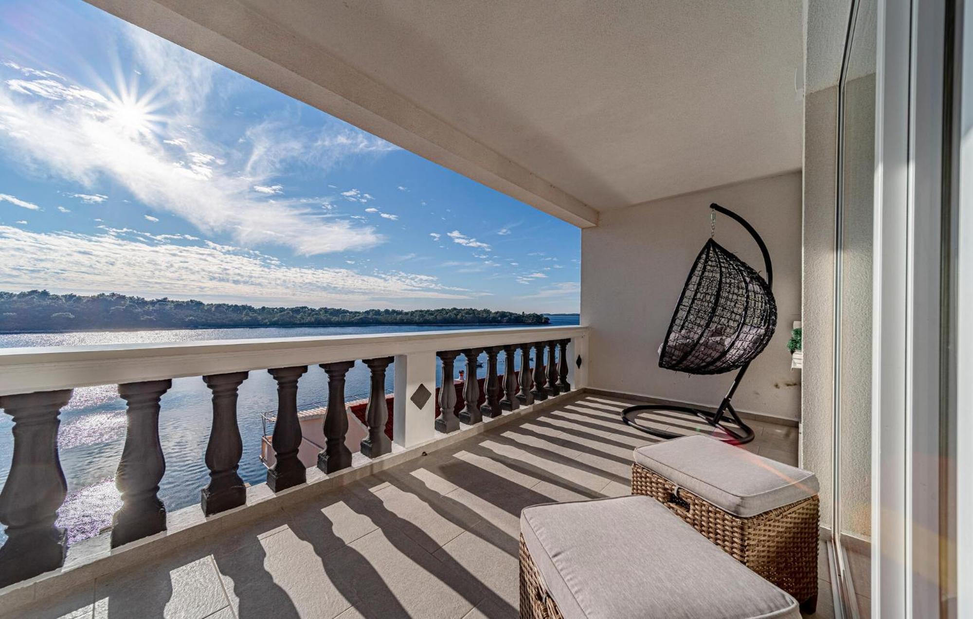 Awesome Apartment In Blato Blato (Korcula) Buitenkant foto